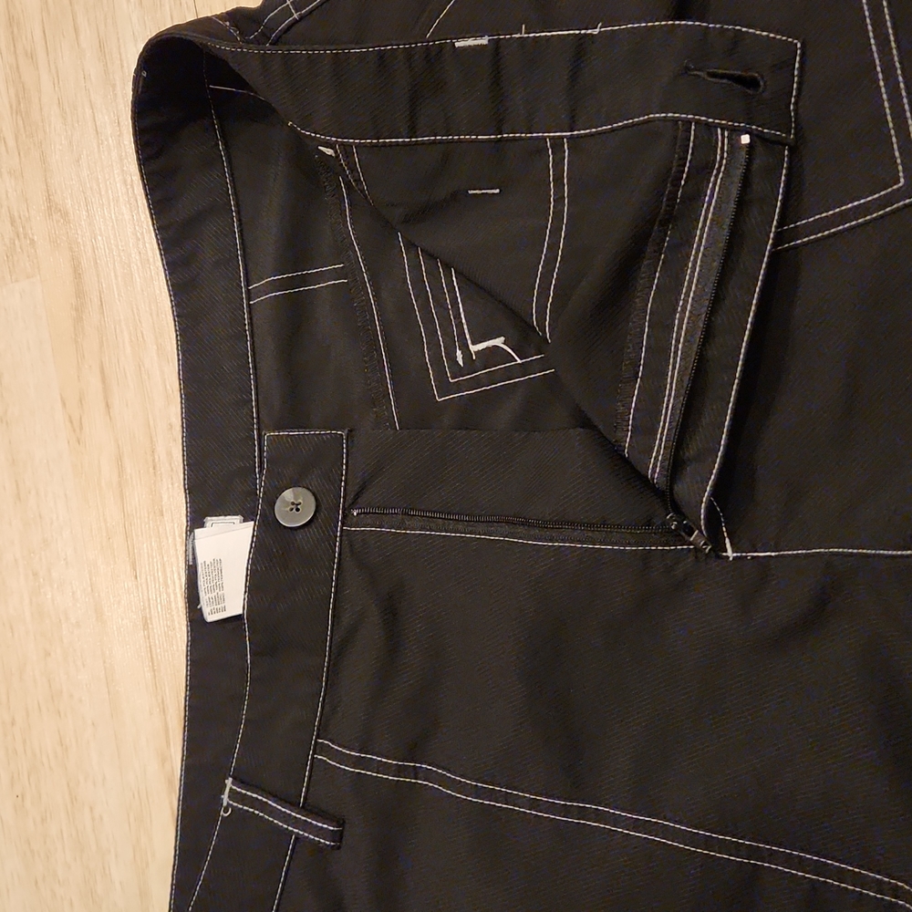 ADIDAS SHORTS - Picture 2 of 9